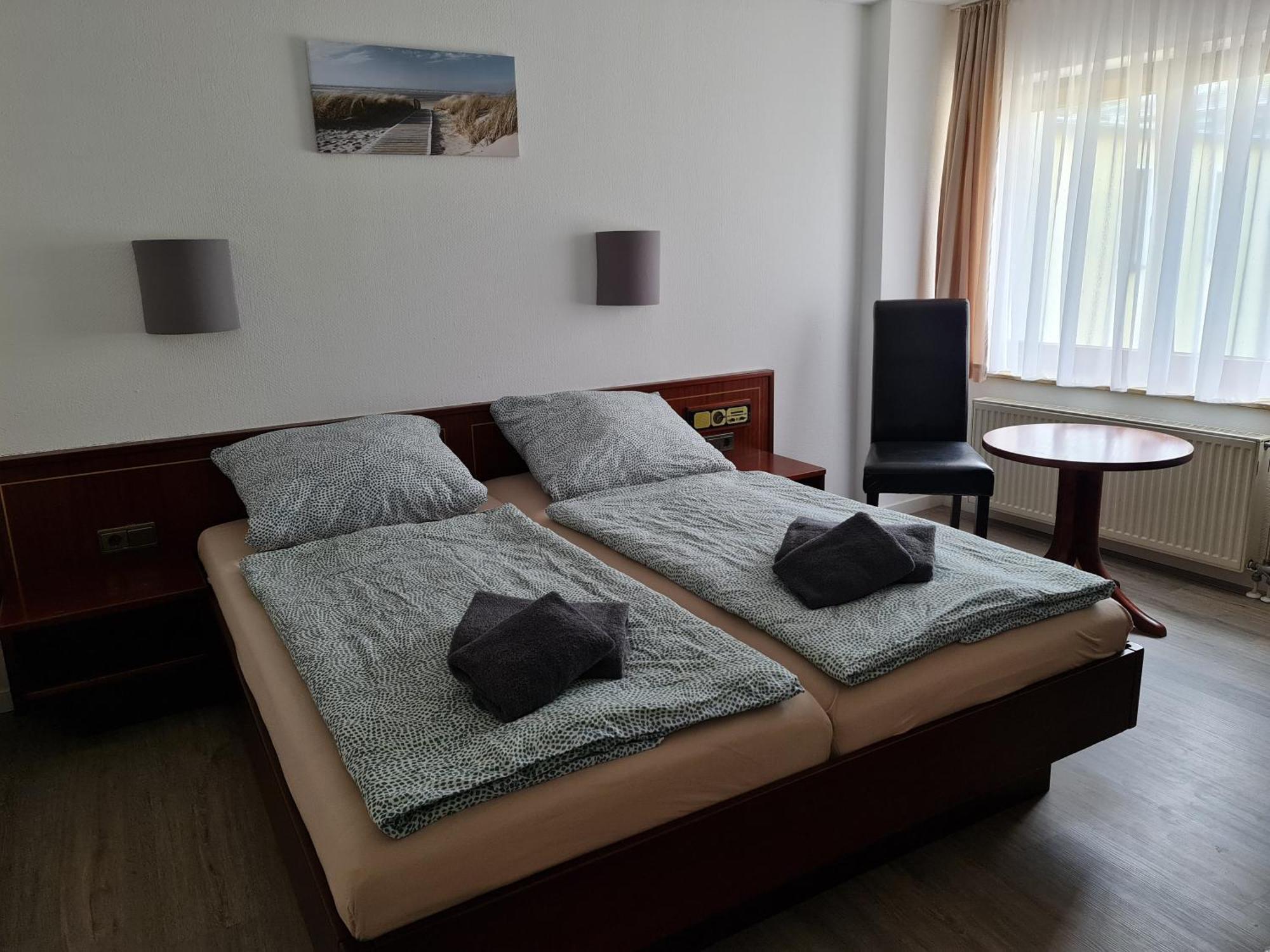 Hotel Goldener Loewe Zeulenroda-Triebes Екстериор снимка