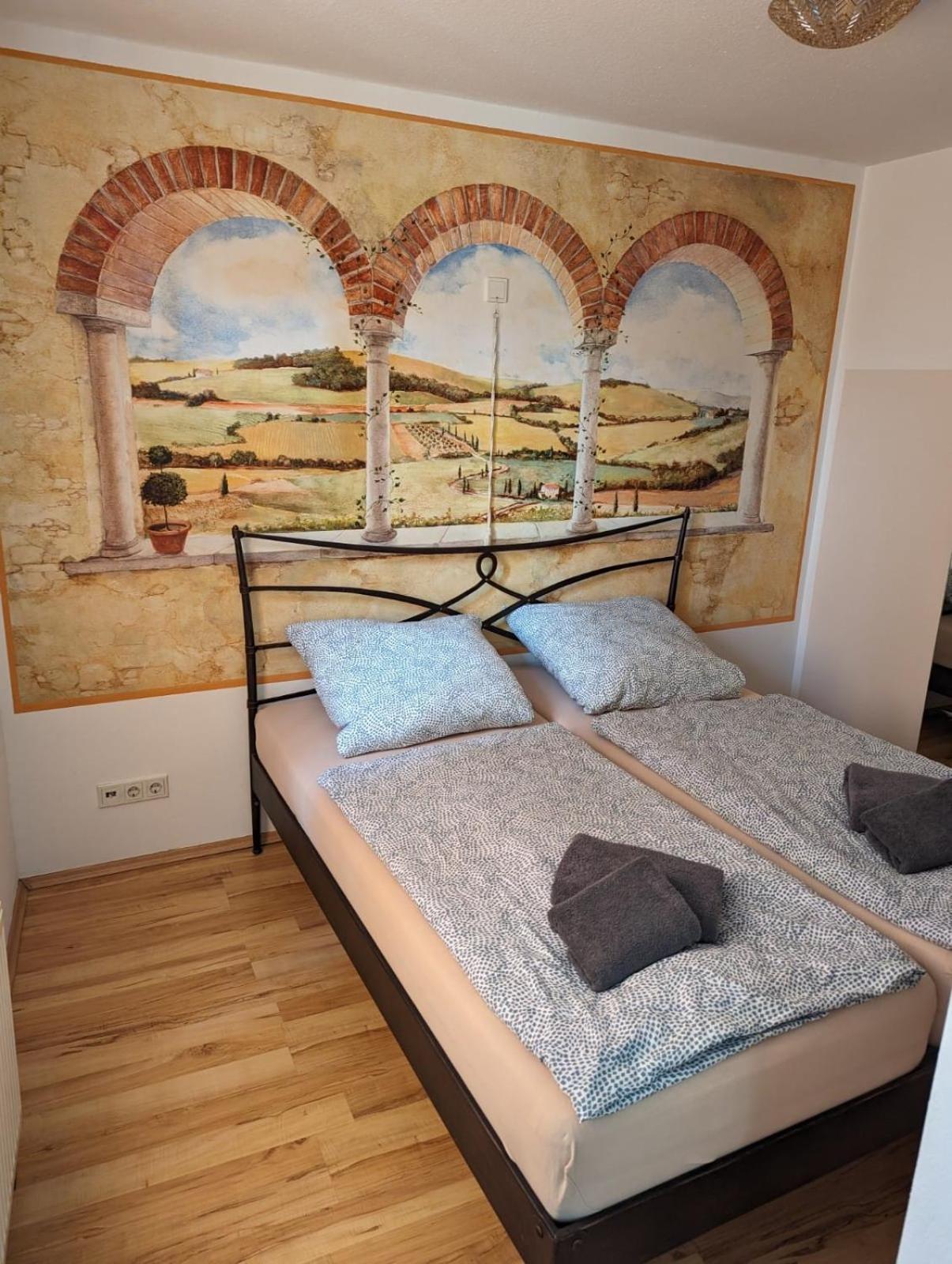 Hotel Goldener Loewe Zeulenroda-Triebes Екстериор снимка